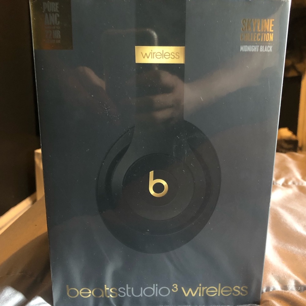 Beats By Dre Studio3 Wireless Headphones